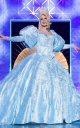 Drags to Riches Eleganza Look