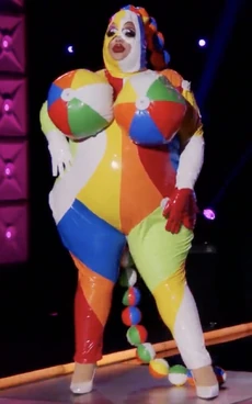 MistressIsabelleBrooksMyFavoriteBallLook