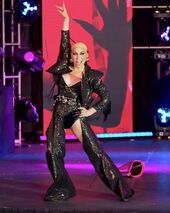 La Revancha Lip Sync 1 Look (Reveal)
