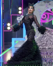 Look de 'La Más Galardonada' (reveal)