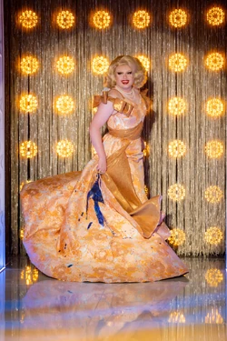 LazySusanCrowningGloryLook