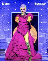 Look de 'Epic Eleganza'