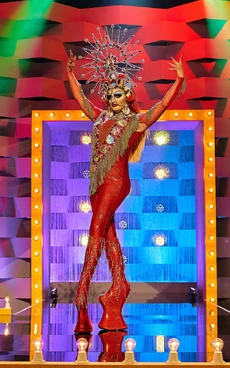 DragVulcanoLaVenenoLook