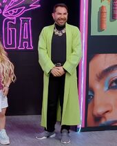 Episode 9 Look