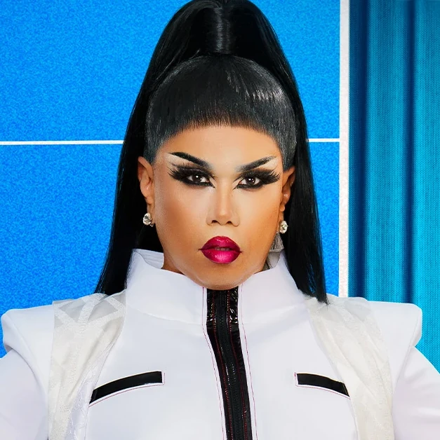 MelindaVergaUKvsTW3CastMug