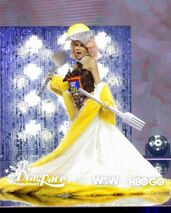 U-la-lam Realness Look