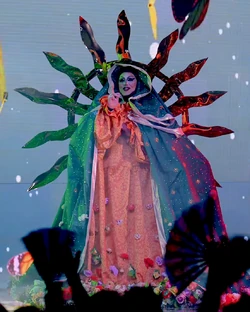 JuanaGuadalupeFinaleLook2A