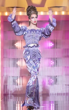 LaGrandeDragnifiqueLook