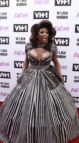 Peppermint Finale Red Carpet.png (1.78 MB) Red Carpet Look