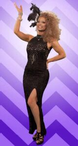 A Night of Thousand RuPauls Look
