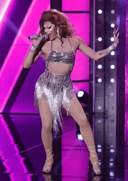 AlyssaHunterNightOf1000MileysLook