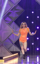 Lip-Sync Look