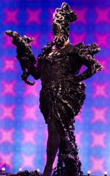 Monster's Ball Look – Miss Venom