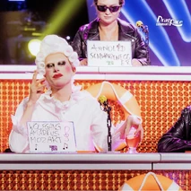 MetamorkidSnatchGameLook.jpg (530 KB) Snatch Game at Sea Look – Wolfgang Amadeus Mozart