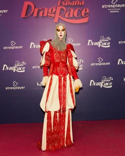 HugáceoCrujienteDRES4RedCarpetLook