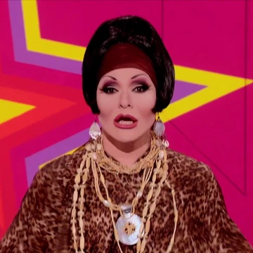 NinaFlowersAS1GaffInLook