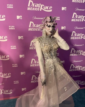 PixiePixiePremiereLook