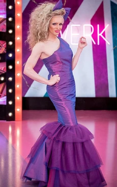 VeronicaEntranceLook