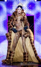 Slaycation Look