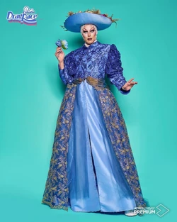 DragChuchiTalentShowLook