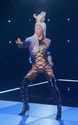 PlastiqueTiaraAS9E6LipSyncLook