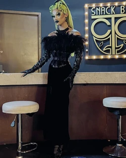 AishaDollkillsPremiereLook