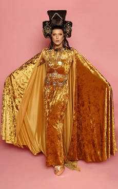 VeneditaQueenLook