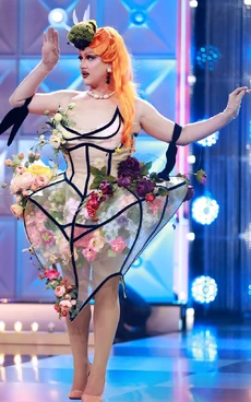 NehelleniaFlowersLook