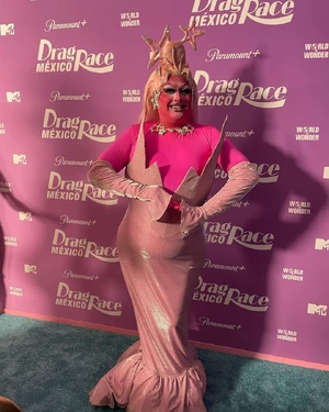 MissVallartaPremiereLook