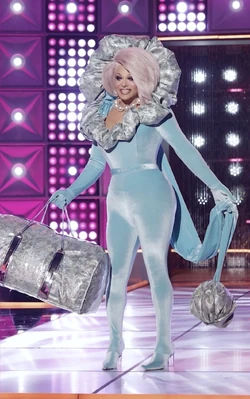 AlexisMichelleSnowBunnyLook