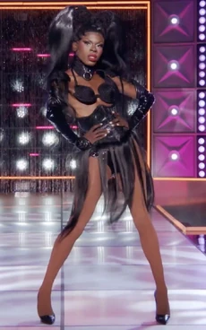 LuxxNoirLondonMyFavoriteBallLook