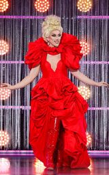 Eleganza Extravaganza Look