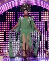 Look de 'Flores de México'