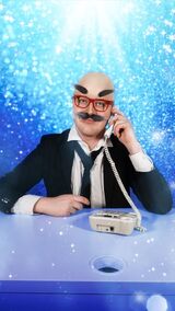 Unaired Snatch Game Look - Leif "Loket" Olsson