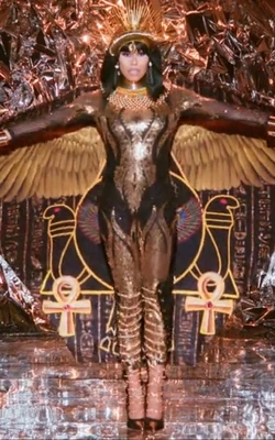 MonicaBeverlyHillzFamousThenLook