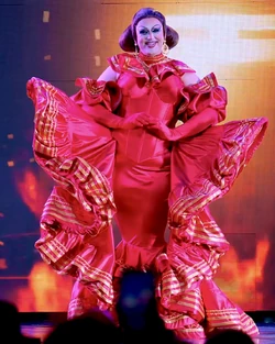 JuanaGuadalupeFinaleLook4