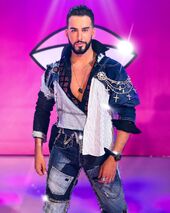 Episode 4 Look