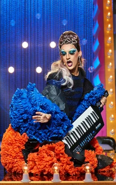 JotaTalentShowLook