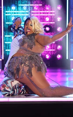 SilkyLipSyncSmackdown4Look1