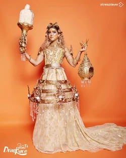 MarianaStarsBaroquecocoLook