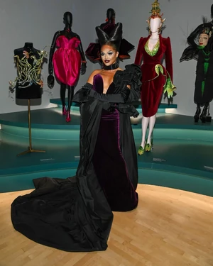 SashaColbyS15BrooklynMuseumLook
