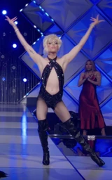 Look del LSFYL del 'Talent'/Episodio 8