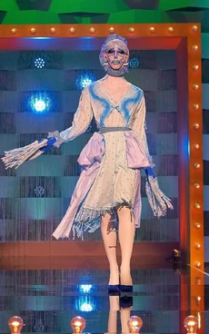 HugáceoRummageSaleLook