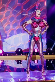 YvonneNightstandFetishLook