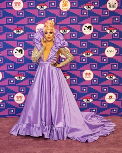 AuroraWondersLMD4PurpleCarpet