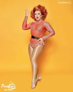 PupiPoissonDRESAS1FinalePerformanceLook