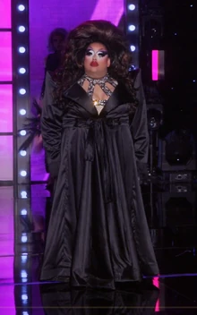 MistressIsabelleBrooksAS10E5LipSyncLook