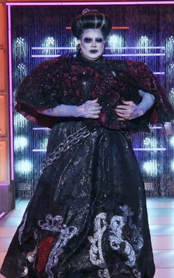 NinaWestWidowLook1