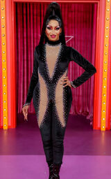 Lip Sync LaLaPaRuZa Look