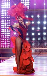 Night of a Thousand Grace Jones's Look